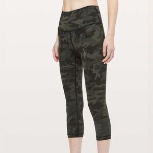 Lululemon Wunder Under Crop (High-Rise) *Full-On Luxtreme 21"